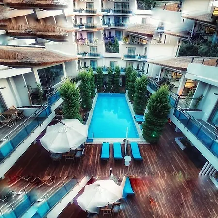 Hotel The D Çeşme
