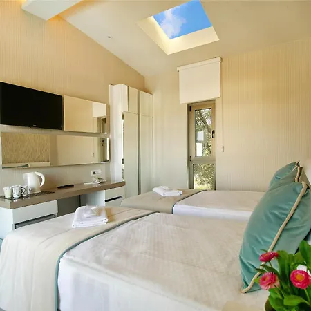 The D Отель Кешме