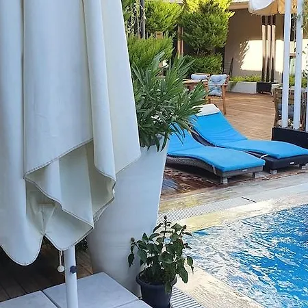 호텔 The D Çeşme
