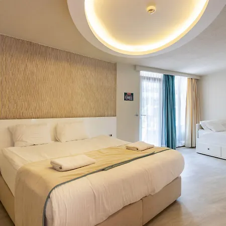 The D 4* Çeşme